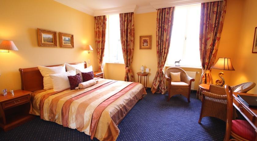 Weinromantikhotel Richtershof Mulheim an der Mosel Værelse billede